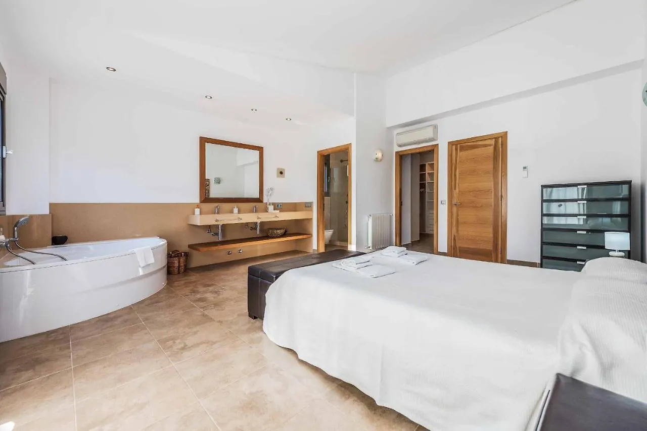 Villa Marioma Cala San Vicente